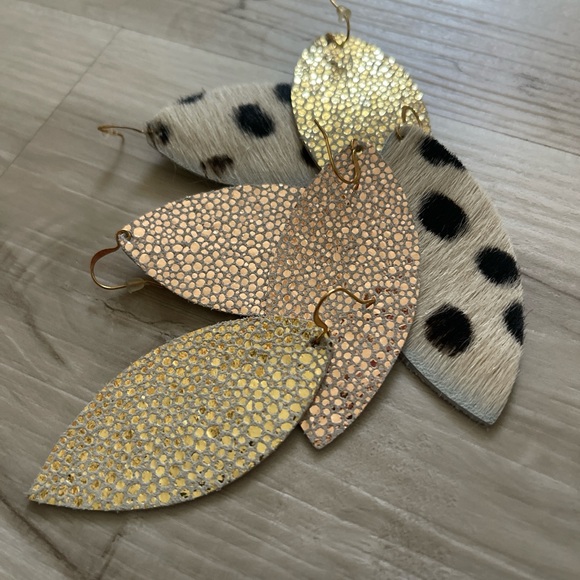 Cecelia Feather Leather Earrings - Black and Tan - Picture 3 of 3